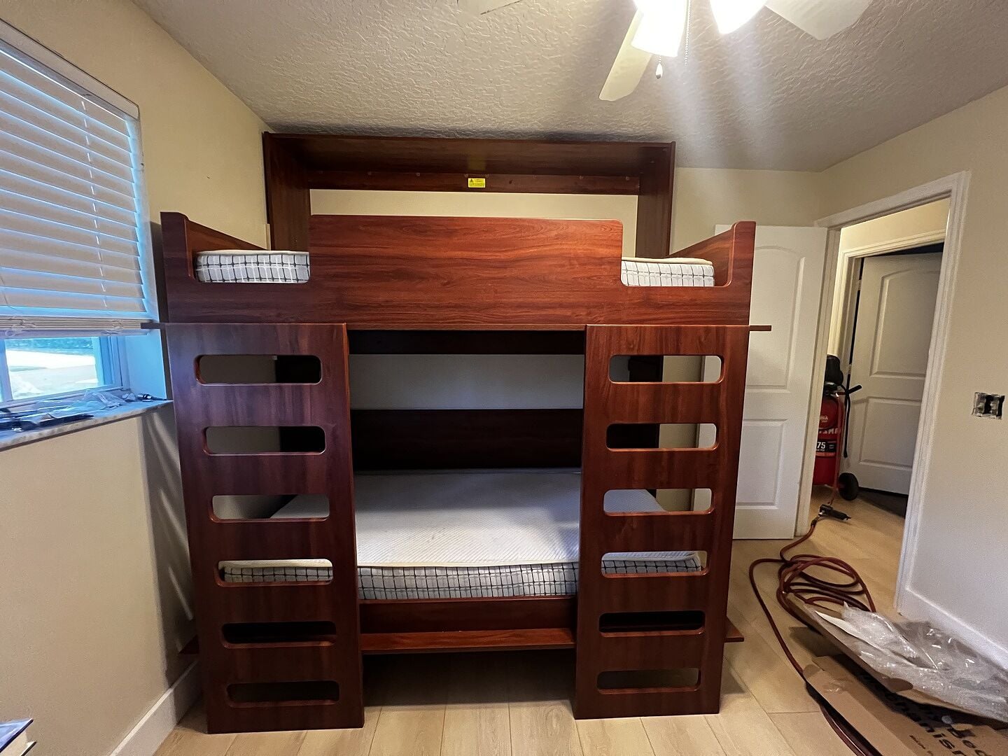 Customer photo 3